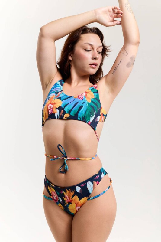 Pole Addict Shorts Capri Exotic Flowers M