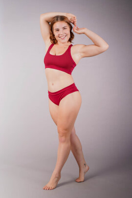 Off the Pole Top Classic Wine M