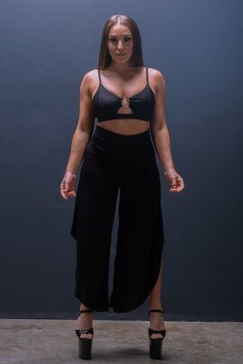 AMBR Designs Hook Crop Midnight Black S