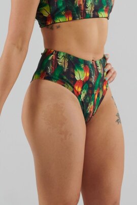 Juicee Peach Shorts Brazils Boho Feathers